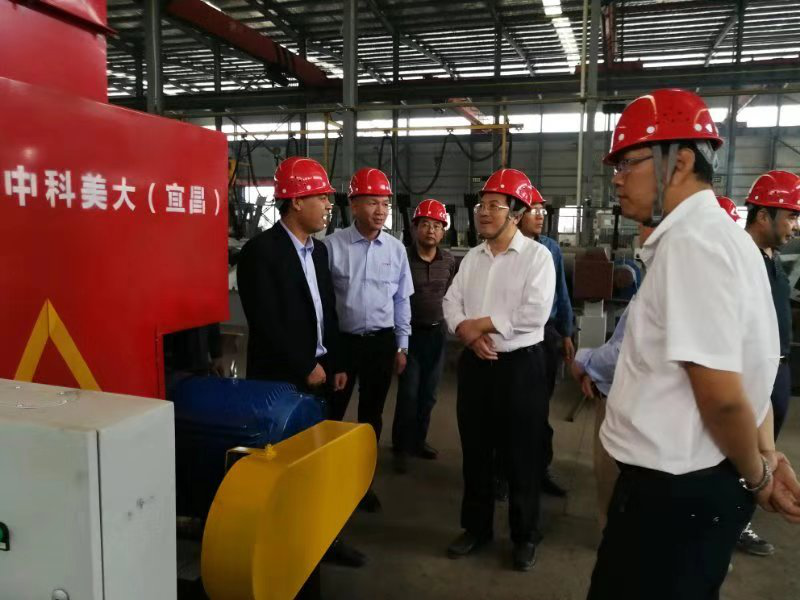 湖北省農(nóng)機(jī)局、宜昌市農(nóng)機(jī)局、當(dāng)陽(yáng)畜牧局領(lǐng)導(dǎo)來(lái)我司參觀考察